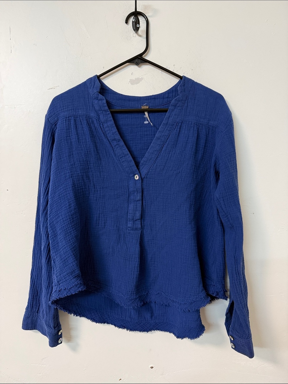 Casual V-Neck Long Sleeve Top in Deep Blue